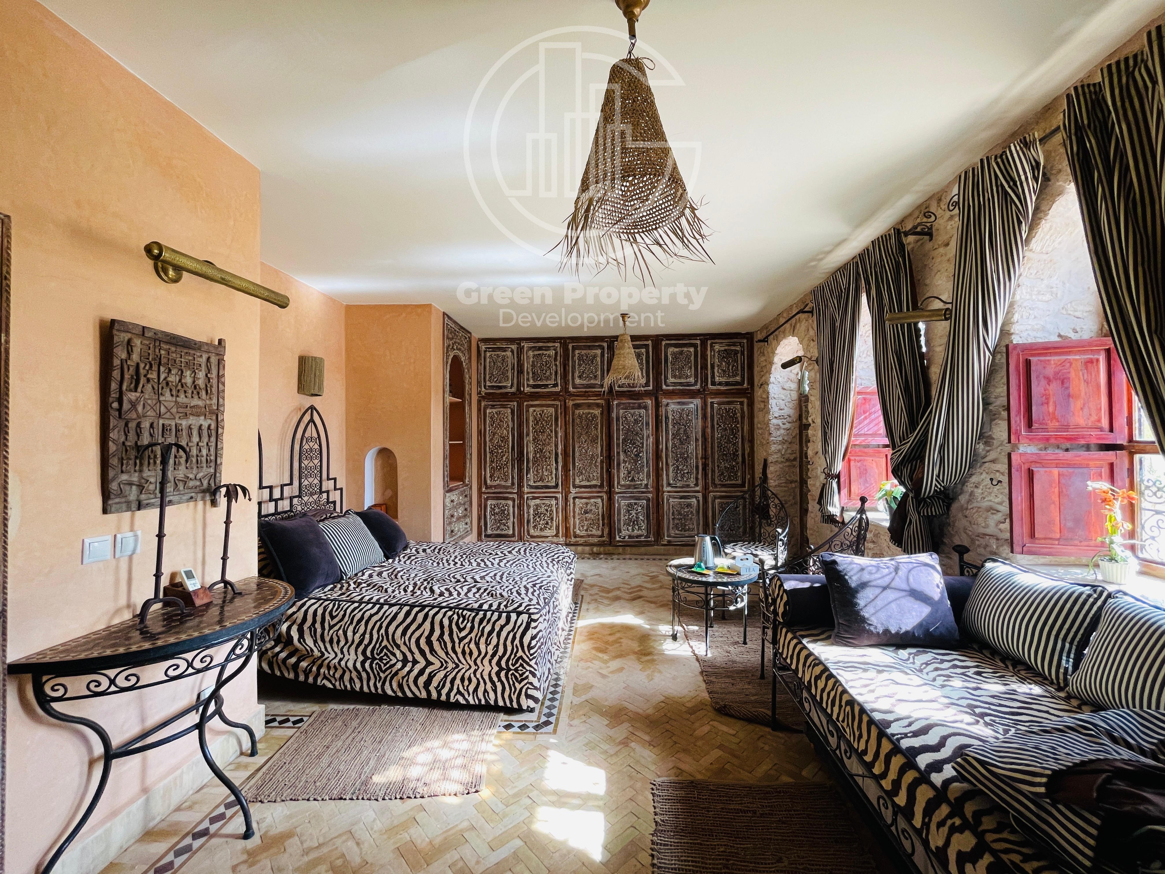 8c3461a5-30ce-4732-a442-3512c30a6211