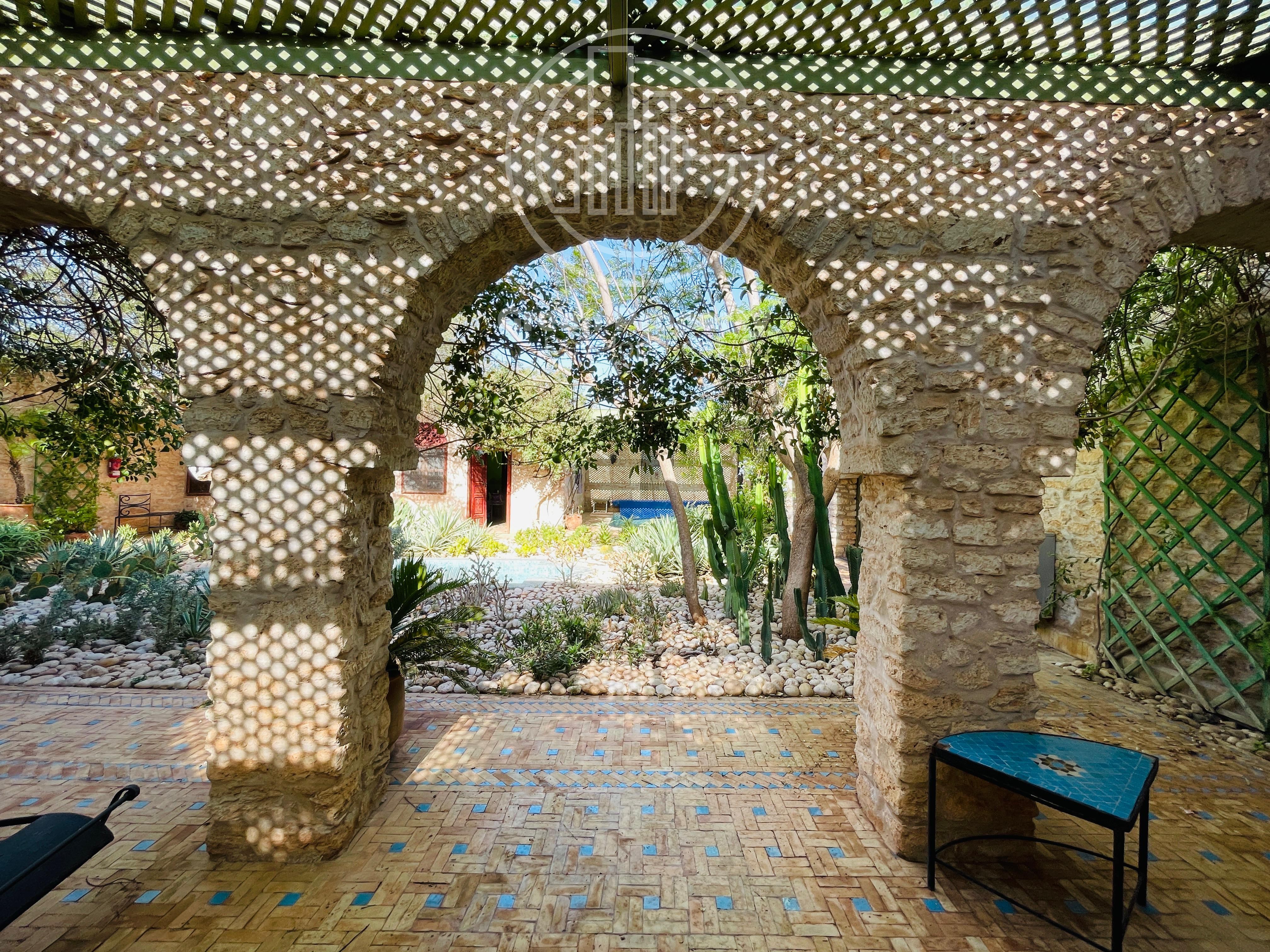 dcdb18c0-58ef-4310-ae09-dabdbd654fd8