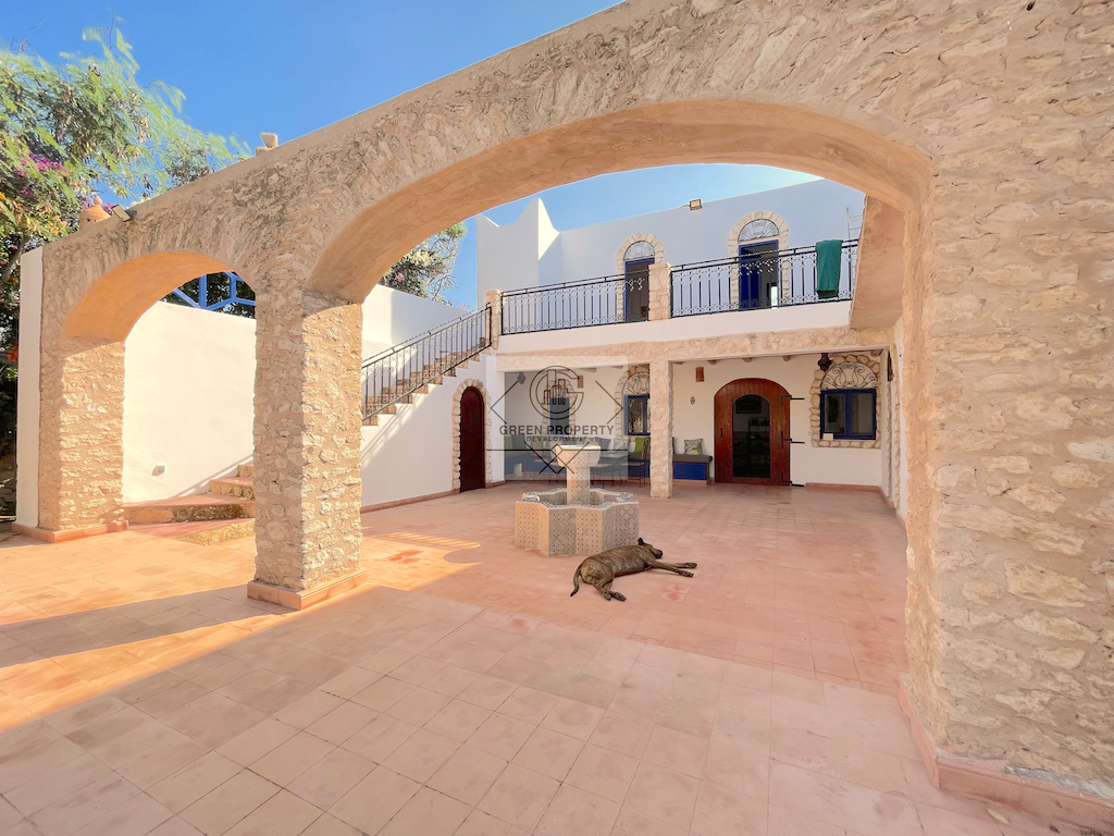 maison-4-chambres-a-vendre-Sidi-Kaouki-30