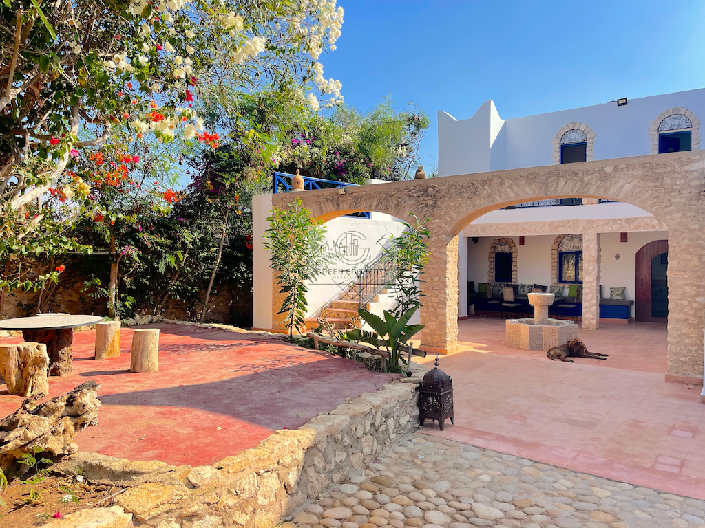 maison-4-chambres-a-vendre-Sidi-Kaouki-34